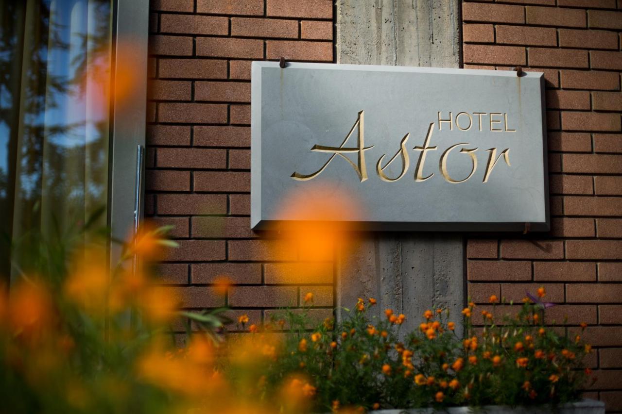 Hotel Astor Modena Dış mekan fotoğraf